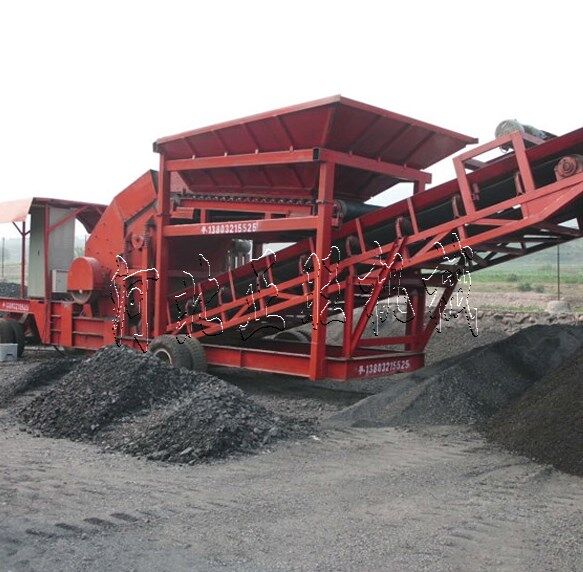 移動(dòng)篩分破碎機(jī)