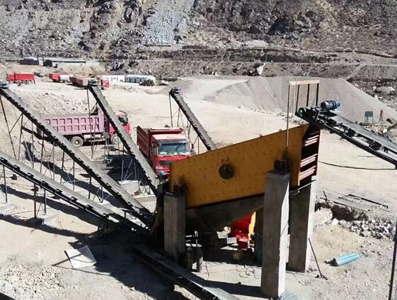 移動(dòng)式破碎機(jī)基本原理