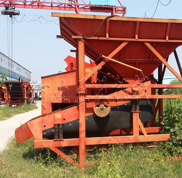 怎么保養(yǎng)移動破碎機(jī)的軸承